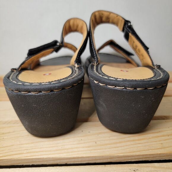 Clarks Artisan Unstructured Low-Heel Sandals Black - Size 8.5 - Picture 4 of 6